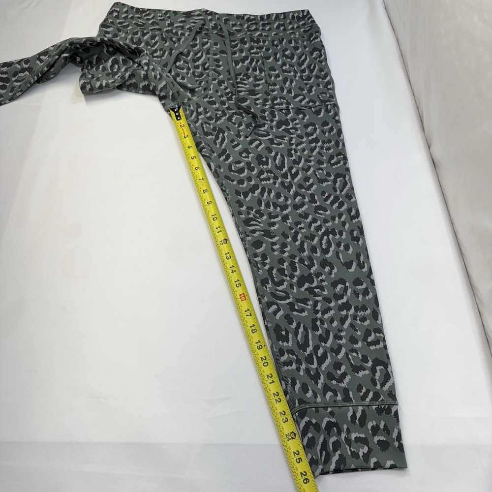 Aerie Offline‎ Green Leopard Animal Print Stretch Joggers Women's Size XXL - Picture 8 of 11